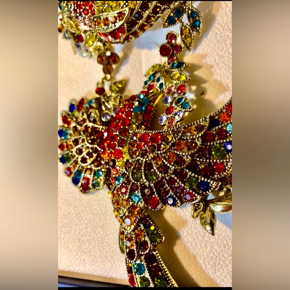 Heidi Daus “ Come Fly With Me” Mary Poppins, Colorful Bird  Necklace - Picture 4 of 12